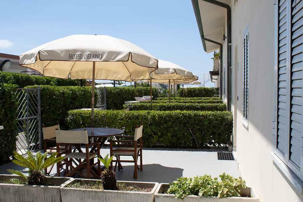 Hotel Delfino Marina Di Carrara Zewnętrze zdjęcie