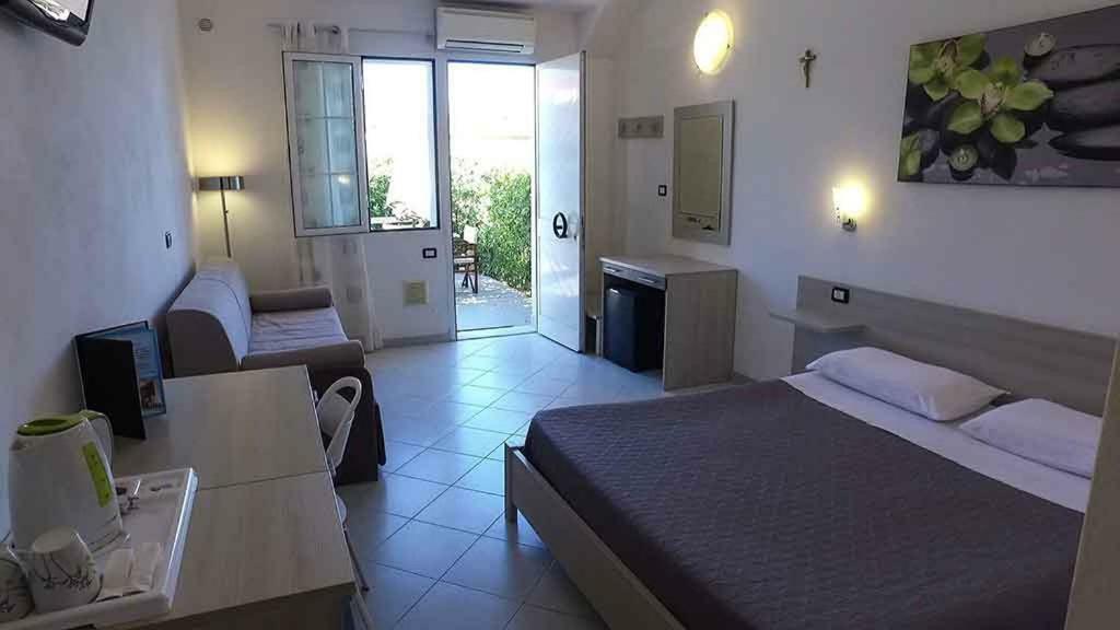 Hotel Delfino Marina Di Carrara Zewnętrze zdjęcie