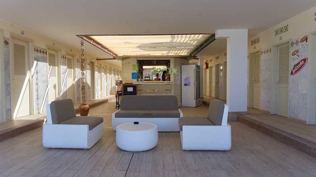 Hotel Delfino Marina Di Carrara Zewnętrze zdjęcie